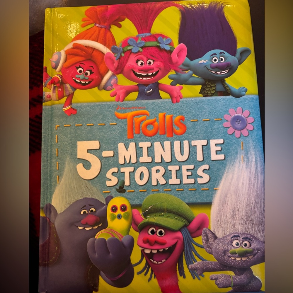 Trolls 5-Minute Stories Book